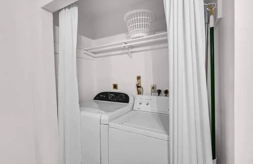 Wheeler Casa | Enjoy a beautiful & peaceful stay away from home!
