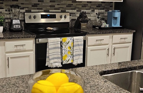 Lakeland Casa | Enjoy a family house close to themes parks and large convenience Stores and Mall
