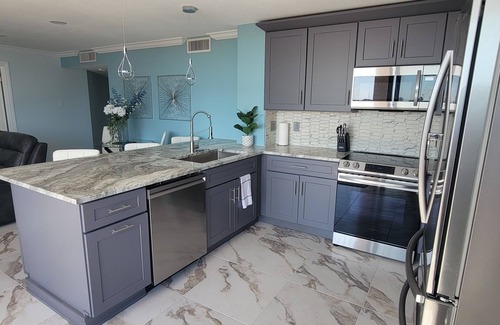 Casa del Mar Condominio | Enjoy A Piece Of Paradise! Beautiful water view from this light, bright condo
