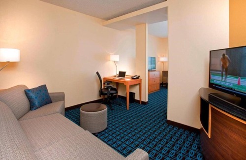 Englewood Casa | Enjoy an uncomplicated stay at our Highlands Ranch hotel.