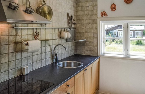 Malmkoping Casa | Enjoy an unforgettable time in this vacation home with pool and sauna!