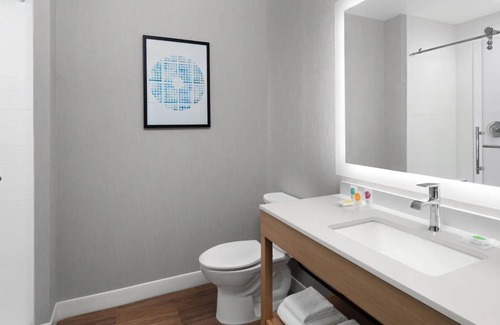 Dunwoody Hotel | Enjoy Free Breakfast and Bring Your Pet — Close to Malls and Parks