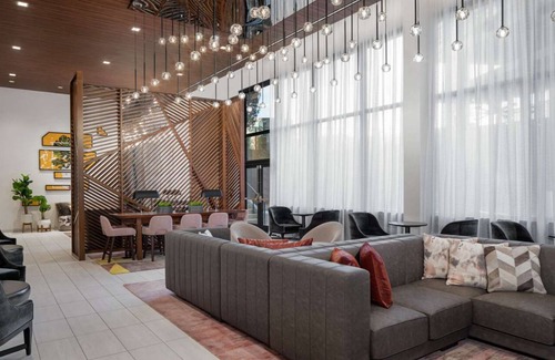 Dunwoody Hotel | Enjoy Free Breakfast and Bring Your Pet — Close to Malls and Parks