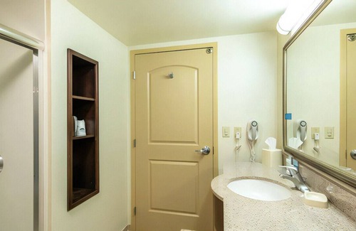 Presque Isle Casa | Enjoy Great Comfort in Lovely Room! W/ Sofa Bed