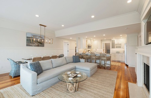 South Beach Casa | Enjoy nothing but dunes between you and the beach at Sea Haven!