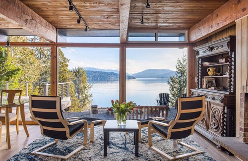 Bellevue Casa | Enjoy Paradise on Lake Sammamish