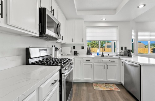 Mira Mesa Casa | Enjoy Private Pool with Family! Modern, Bright Home on Quiet Mira Mesa Outskirts