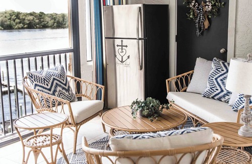 Welaka Condominio | Enjoy sunsets on the St. Johns River- Waterfront Property with boat slip!