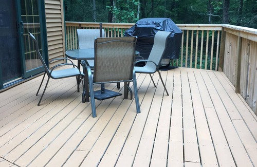 Jim Thorpe Chalet De Esquí | Disfruta del aire libre en el Boarding Bear Chalet-Mins a JFBB y Rafting