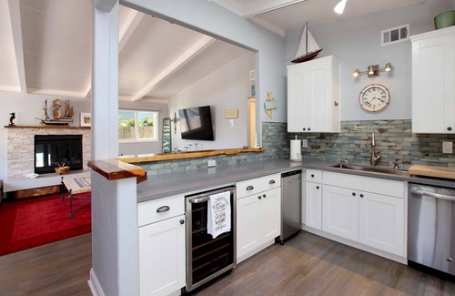 Eastside Santa Cruz Casa | ¡Disfruta del sol y el gran ambiente de Santa Cruz, California, en el Surfshack!