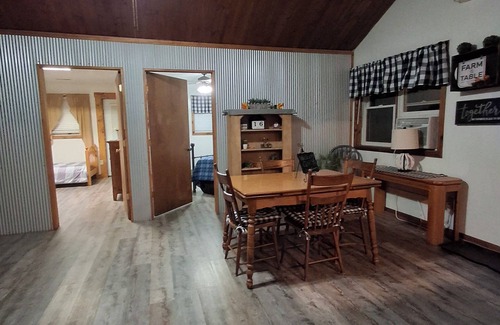 Danville Casa | Enjoyable barn with AC in charming Danville