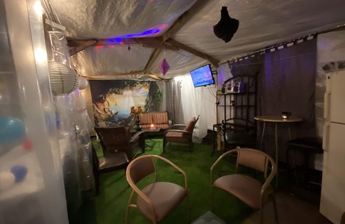 West New York Casa | Enjoy🎉Apt/ patio, ready4all kind the whether🎎