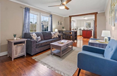 Travelers Rest Casa | ~Enoree Cottage~ 5 min to Downtown Traveler's Rest