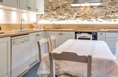 Le Mesnil Casa | Seductora casa vacacional en Viroinval cerca del bosque