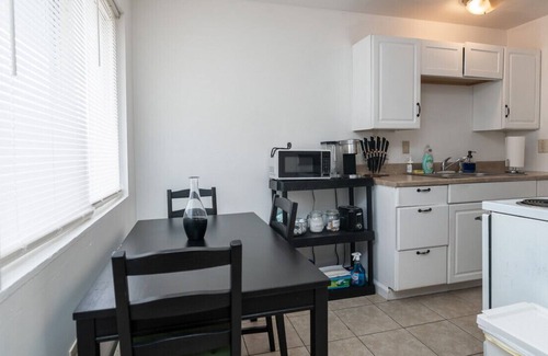 Northridge Apartamento | Entire 1-Bedroom Apartment