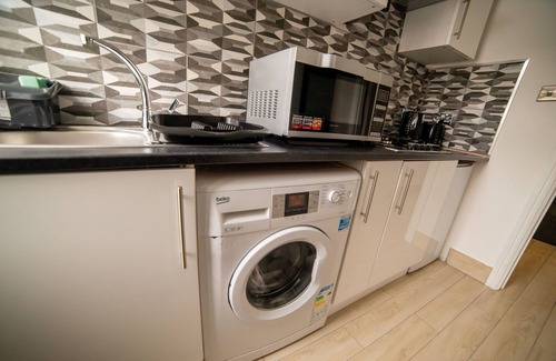 Cardiff City Centre Apartamento | Entire 2 Bed Ground Floor Apartment Cardiff City Centre