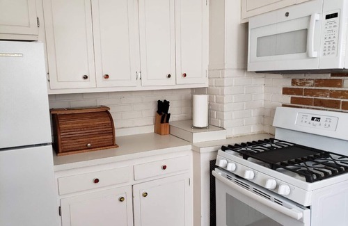 Fargo Casa | Entire 2 bedroom home, near downtown Fargo, NDSU, and Fargo Dome!