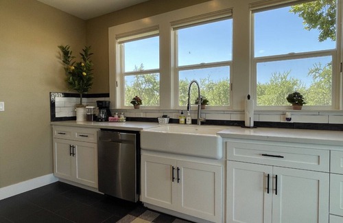 Manteca Casa | ENTIRE BEAUTIFUL REMODEL COUNTRY RANCH HOUSE