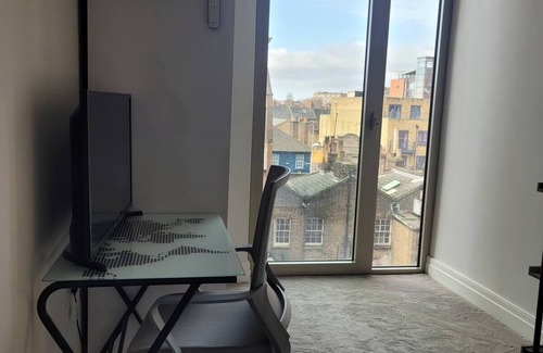 Kilburn Apartamento | Entire Central 3 bedroom Apt/en-suite with a View.
