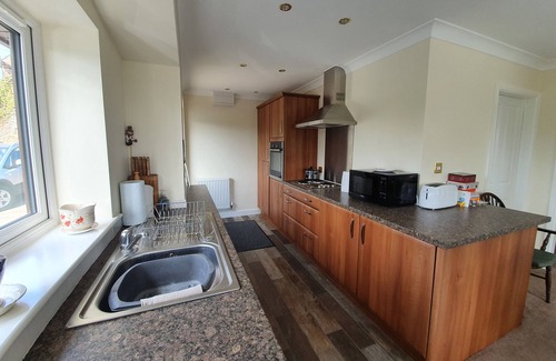 South Ferriby Casa | Entire Detached Cottage in Stunning Rural Village