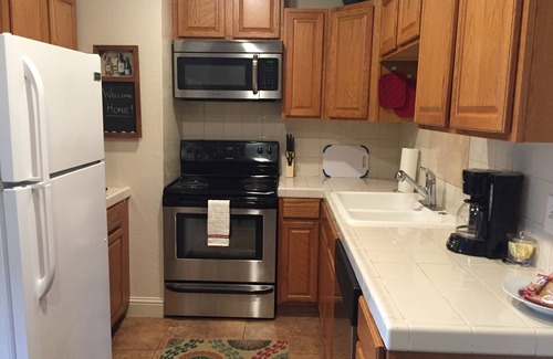 Clovis Apartamento | Todo el bungalow de Fresno / Clovis de 2 dormitorios