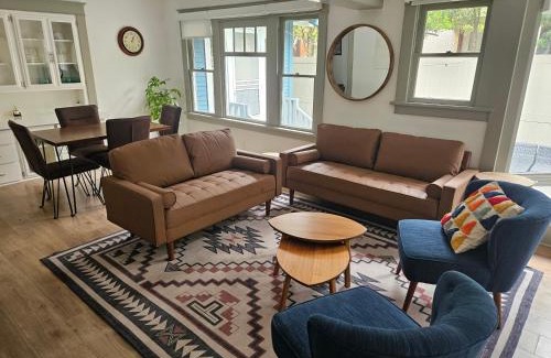 Eastside Casa | Entire home in Historic Long Beach close to shops