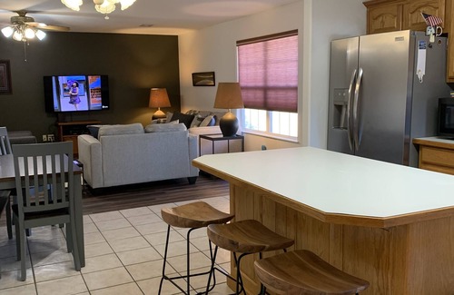 Berryville Casa | Entire home located near Eureka Springs, Branson and Northwest Arkansas Corridor