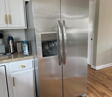 Nixa Casa | Entire Home w/ Free Wi-Fi, Garage, Deck, Yard