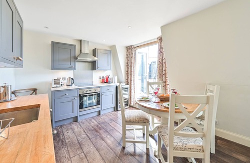 Knightsbridge Casa | Entire house in Central London