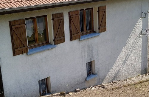 Le Menil Casa | Entire house in quiet village