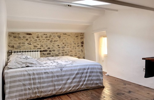 Grignan Casa | Casa entera en el corazón de GRIGNAN con jardín.