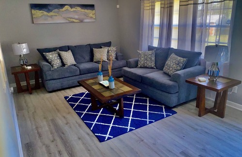 Union City Casa | Entire House