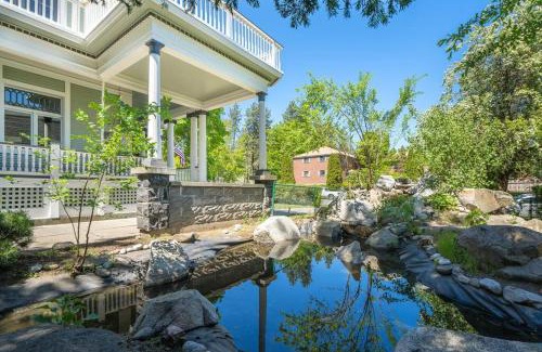 Spokane Apartamento | Entire Main level of Beautiful Historic Home