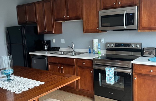 Sandusky Condominio | Entire spacious condo on the Water
