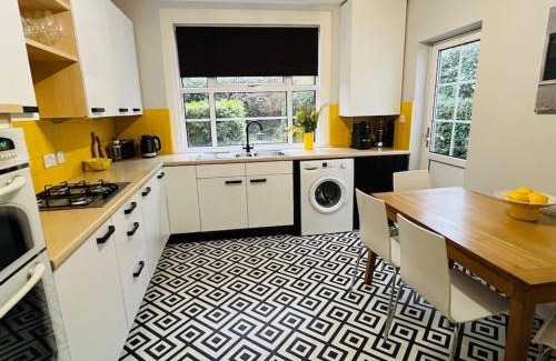 Clifton Apartamento | Entire Stylish Colourful Two Bed Flat in Clifton