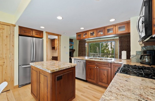 Park Meadows Casa | Entire Townhome in Park City! 5 min from Historic Down Town! - The Nordic Nest