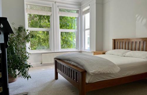 Plymouth Casa | Entire Victorian House 3 bedrooms