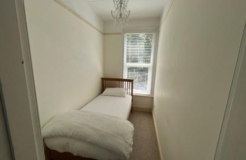 Plymouth Casa | Entire Victorian House 3 bedrooms
