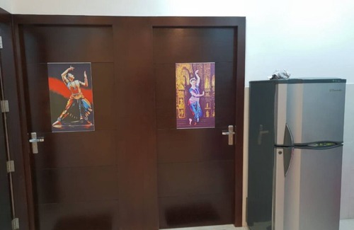 Delhi Apartamento | Apartamento completo de clase mundial cerca de la estación de metro