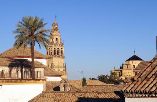 Barrio judío Apartamento | Entre patios y flores