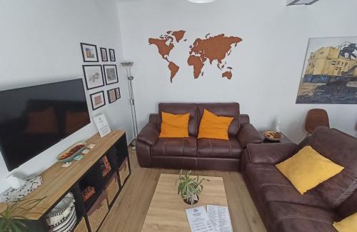 Barrio judío Apartamento | Entre patios y flores