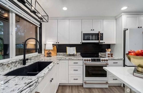 Auburn Casa | Enumclaw Plateau Panoramic Sunset View