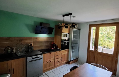 Pontaix Casa | Envie de nature-Family home on garden level.