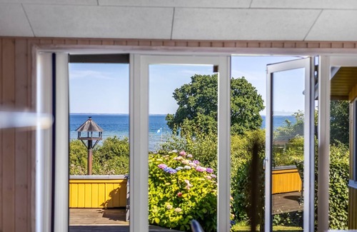 Bjert Casa | "Ephra" - 150m from the sea by Interhome