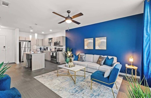 Rogers Condominio | Epic 1BR + Pool | Gym + Yoga | LCP Collection