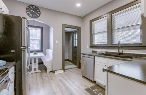 Council Bluffs Casa | Equally Tremendous Two Story Townhouse!