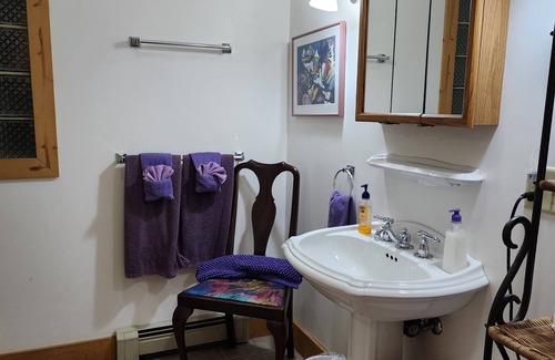 Winamac Hotel | EQUESTRIAN ROOM Individual Rental