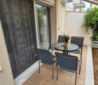 Eretria Apartamento | Eretria Apartments FM14
