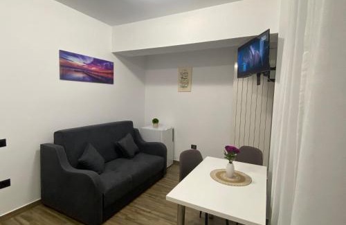 Mamaia-Sat Apartamento | Eric Apartment