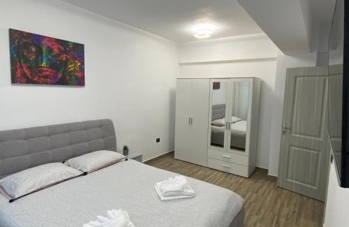 Mamaia-Sat Apartamento | Eric Apartment